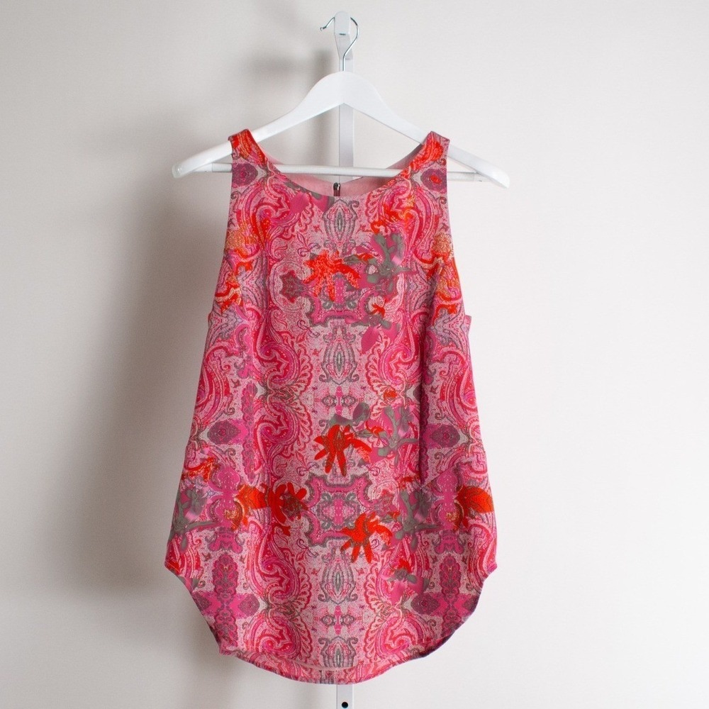 Cabi Paisley Print Sleeveless Tank Jubilee Women's Medium M Pink 127 Blouse